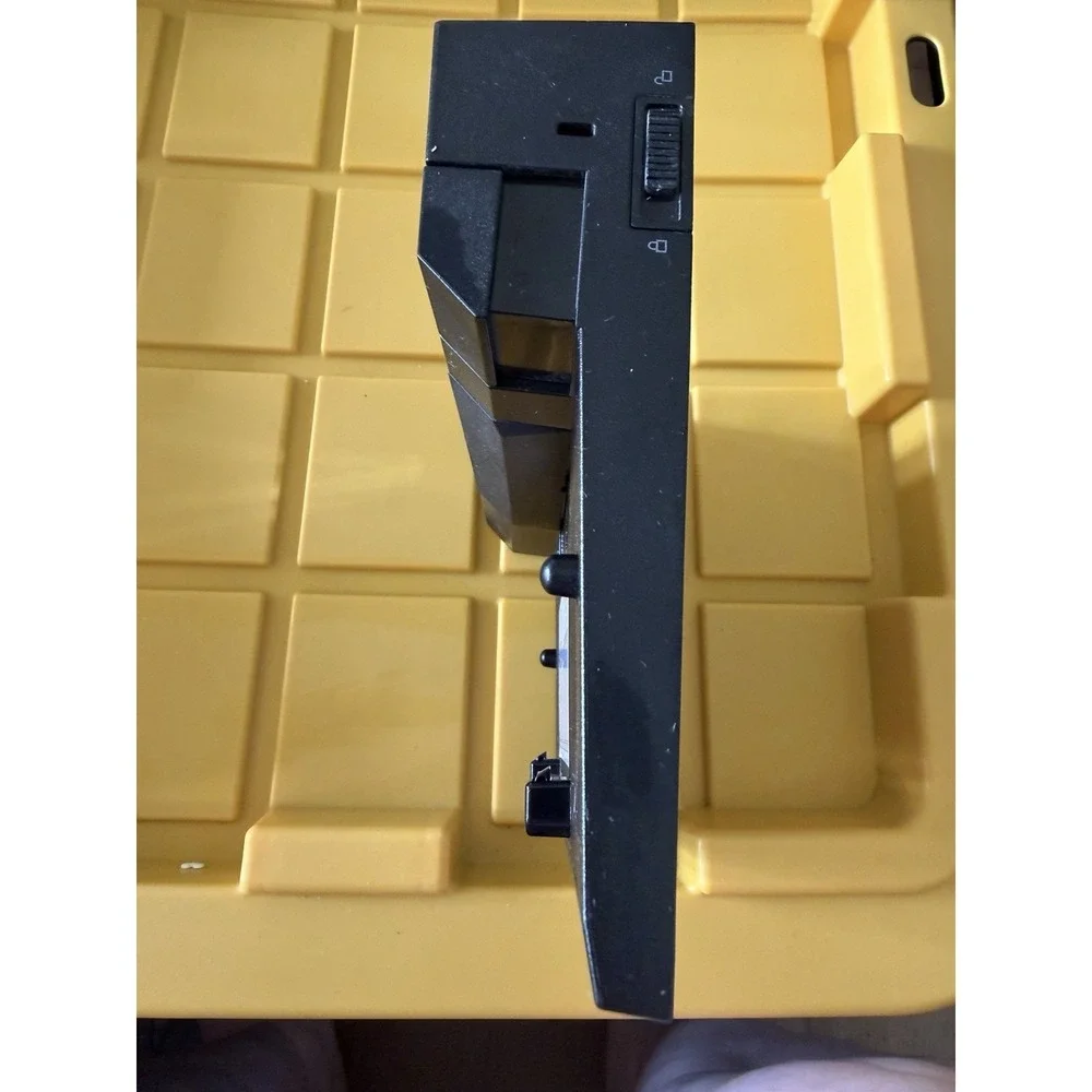 Dell Latitude E-Port Docking Station